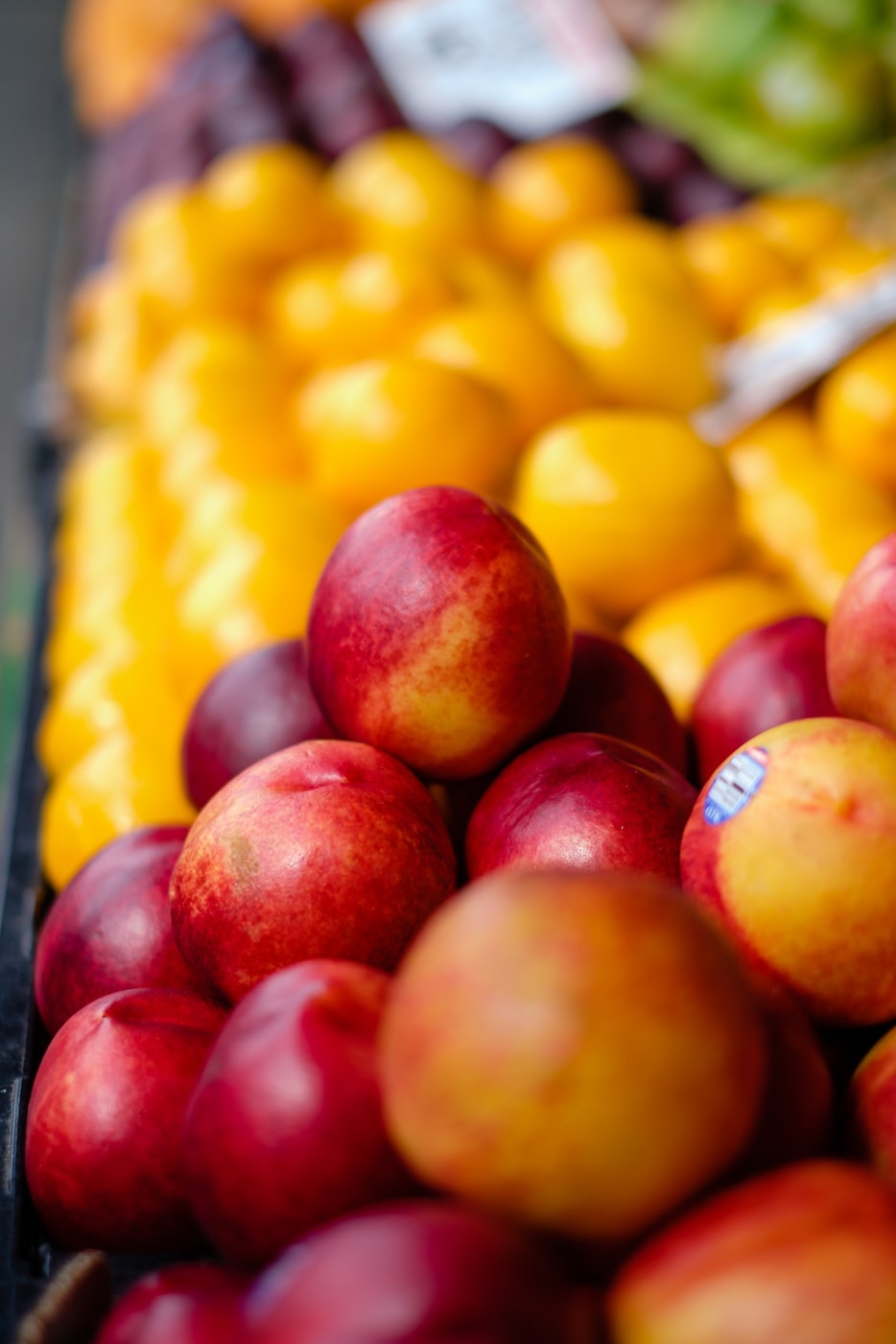 A inceput distribuirea pachetelor cu alimente la Craiova