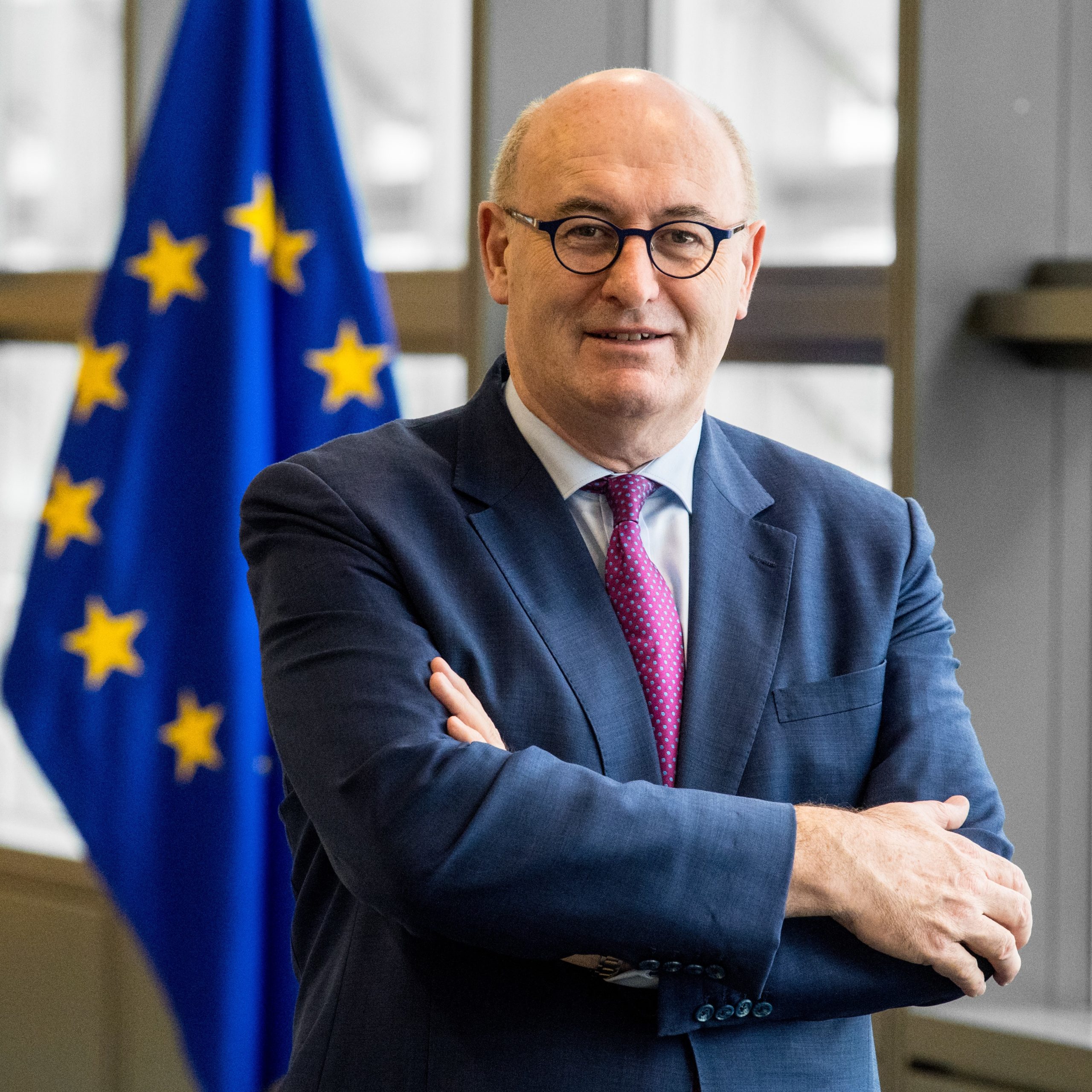 Comisarul european pentru comerţ, irlandezul Phil Hogan a demisionat