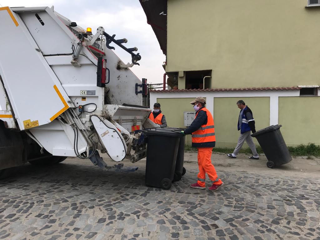 Salubritate Craiova ridică numai pubelele negre, neinscripționate