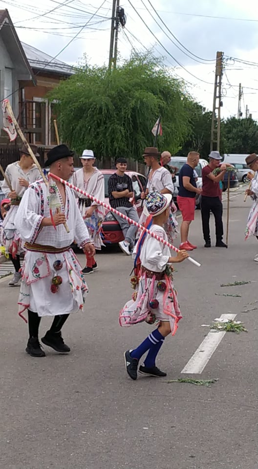 A inceput Festivalul „Căluşul Oltenesc”