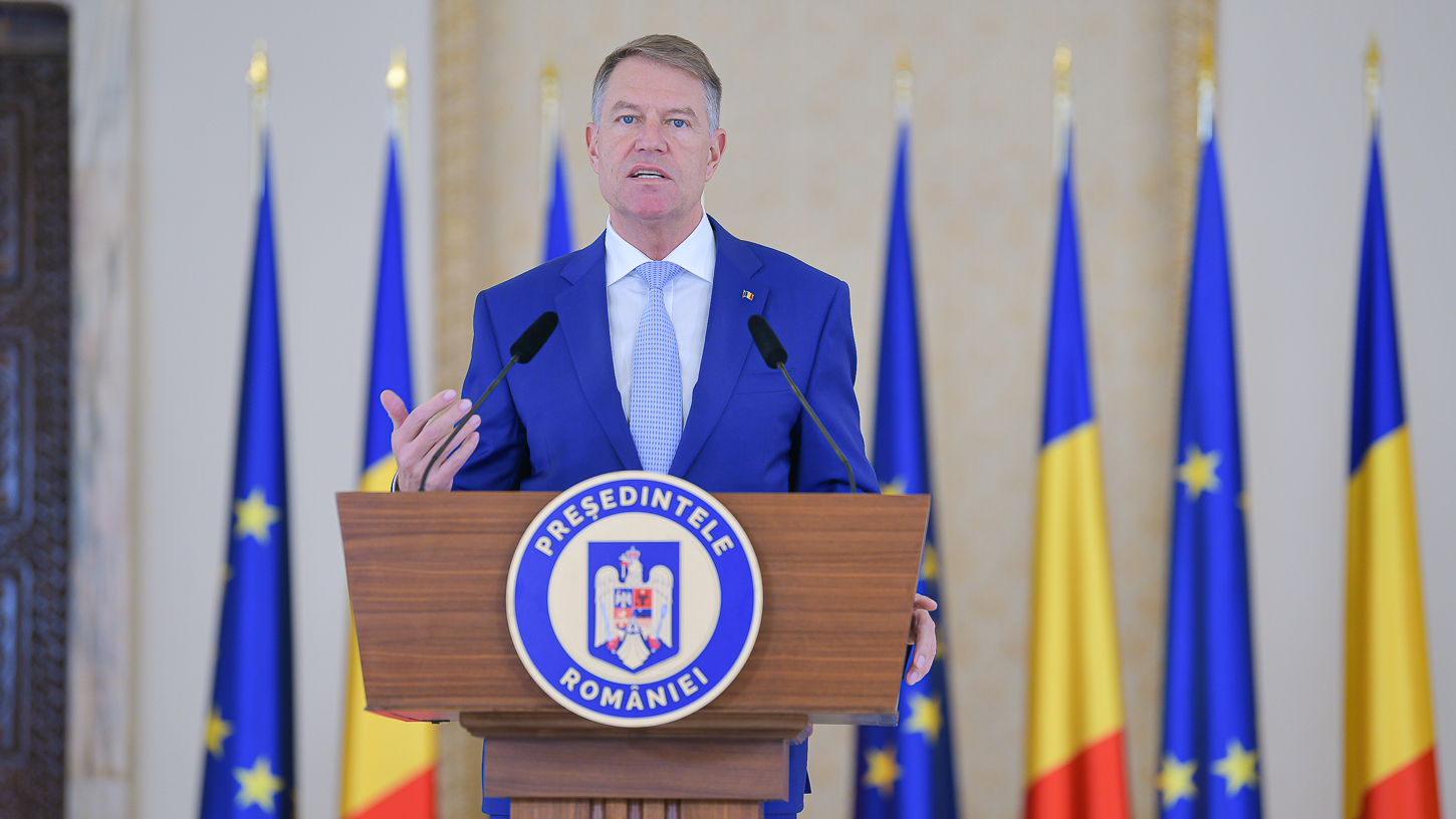 Președintele Klaus Iohannis și ministrul apărării naționale Vasile Dîncu vor veni astăzi la Craiova