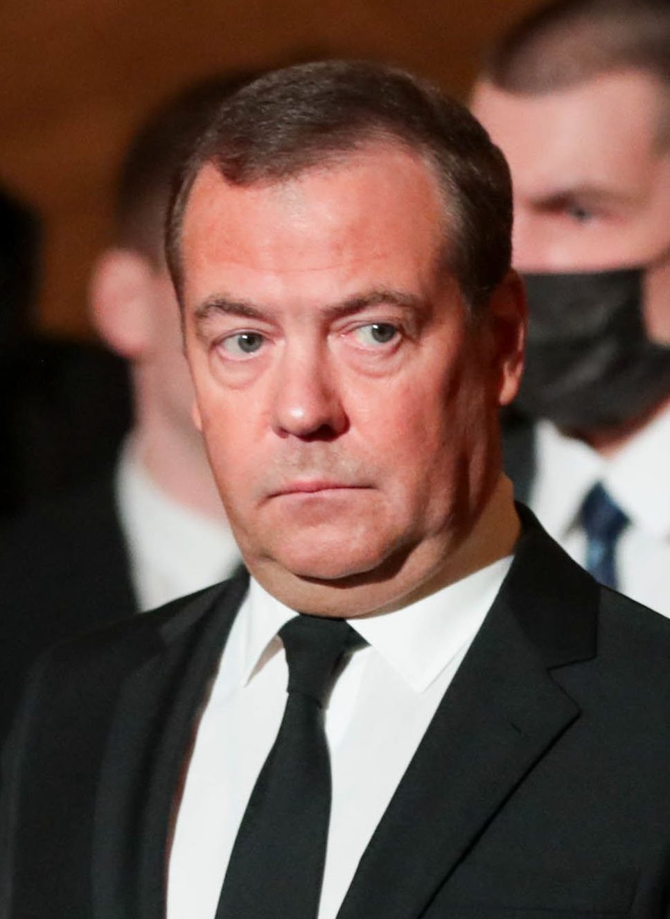 Fostul preşedinte rus Dmitri Medvedev a vorbit azi despre folosirea armelor nucleare