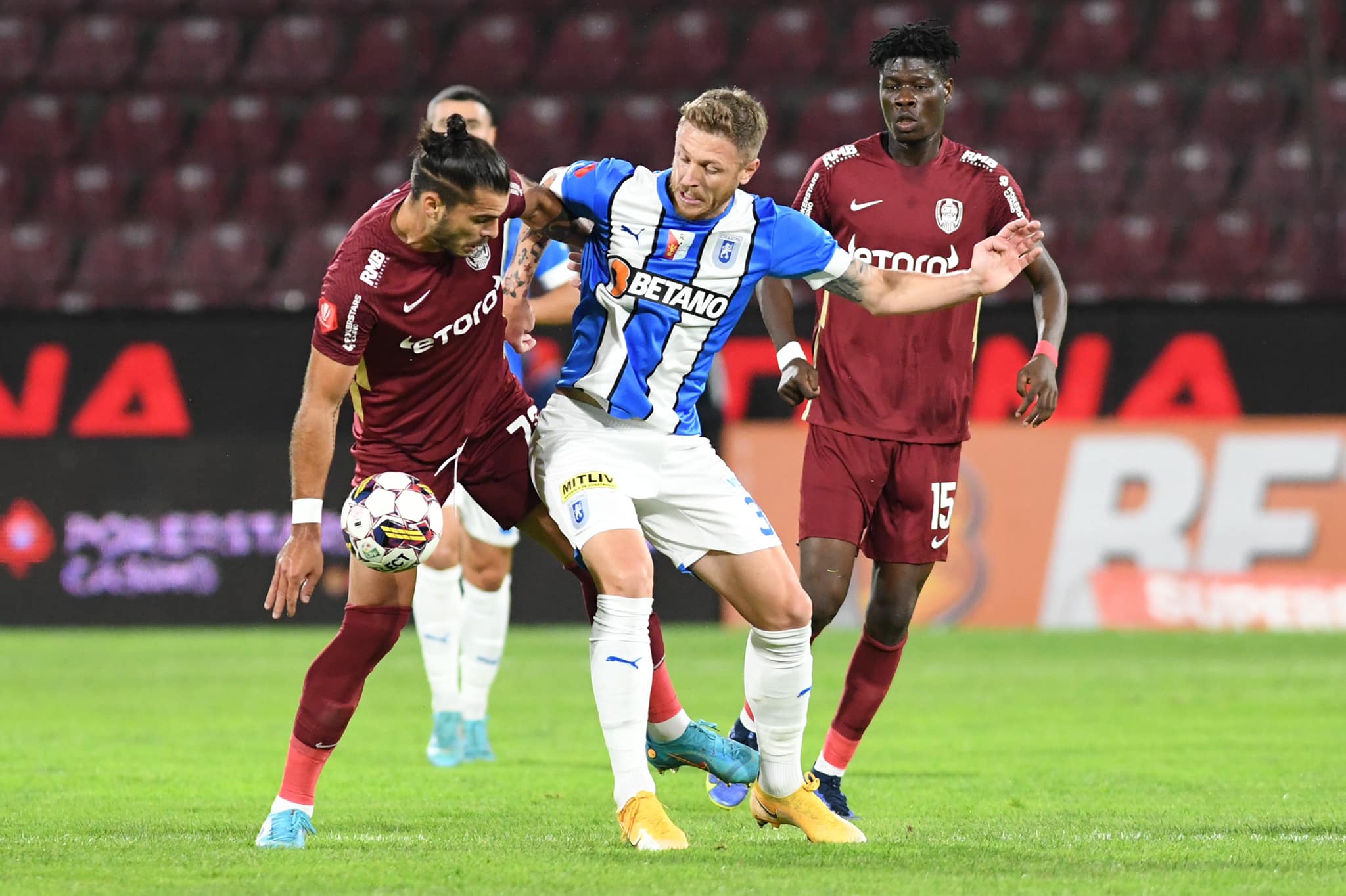 Universitatea Craiova a pierdut aseară, în Gruia, duelul împotriva celor de la CFR Cluj, scor 0-2