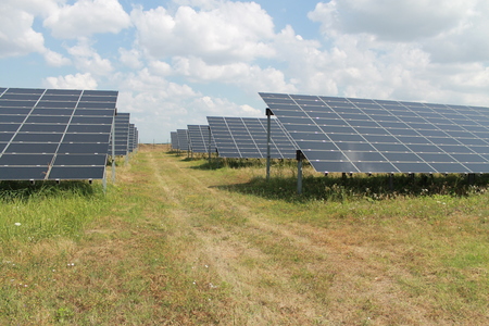 Compania de Apă Oltenia va realiza o centrală electrică fotovoltaică la Făcăi