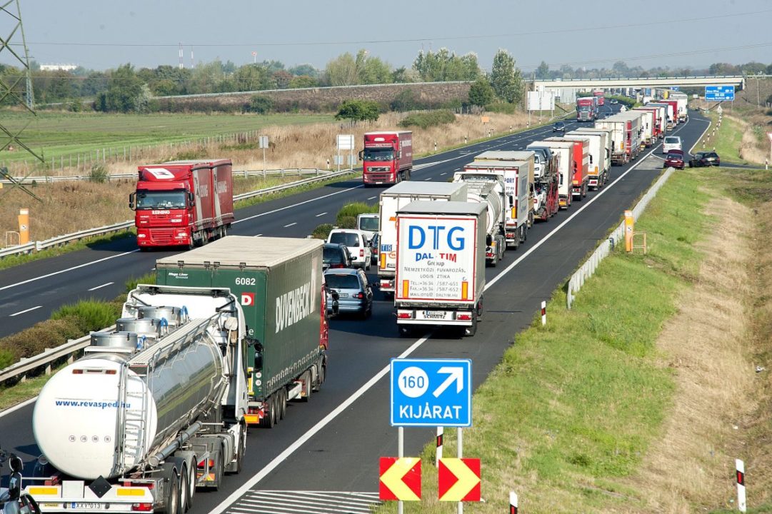 Ungaria: ”STOP CAMION”, în weekend-uri și în zilele de sărbători legale