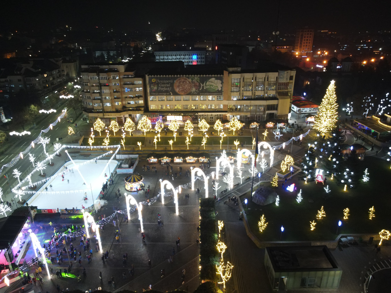 La Râmnicu Vâlcea se dă startul sărbătorilor de iarnă