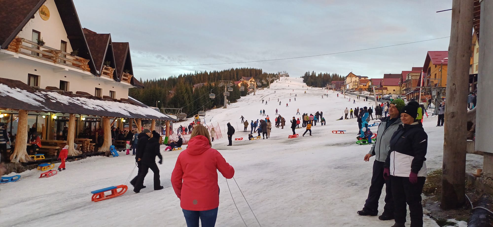 Vremea rece, perfectă pentru iubitorii sporturilor de iarnă (AUDIO)