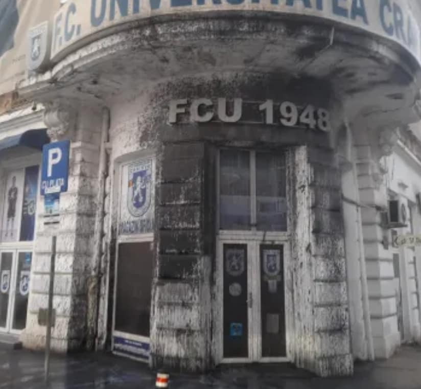 Sediul clubului de fotbal FCU Craiova a fost vandalizat