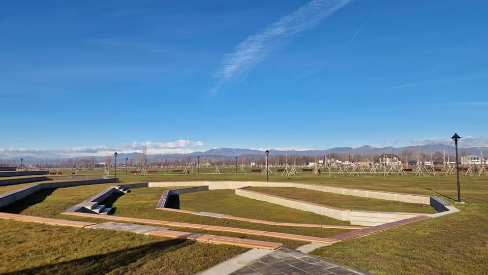 Târgu Jiu: Se inaugurează Parcul de la Narcise