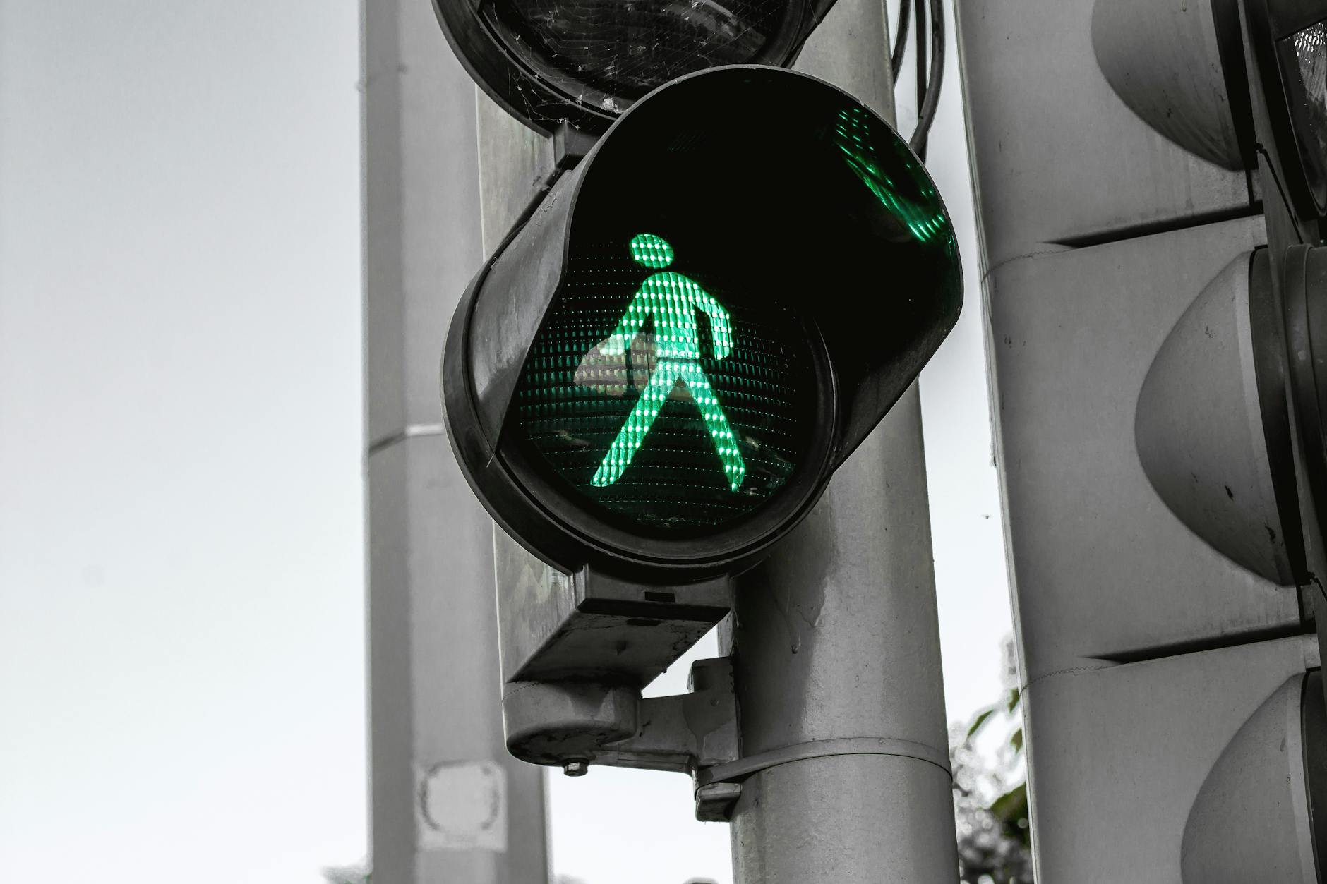 close up photo of traffic light display