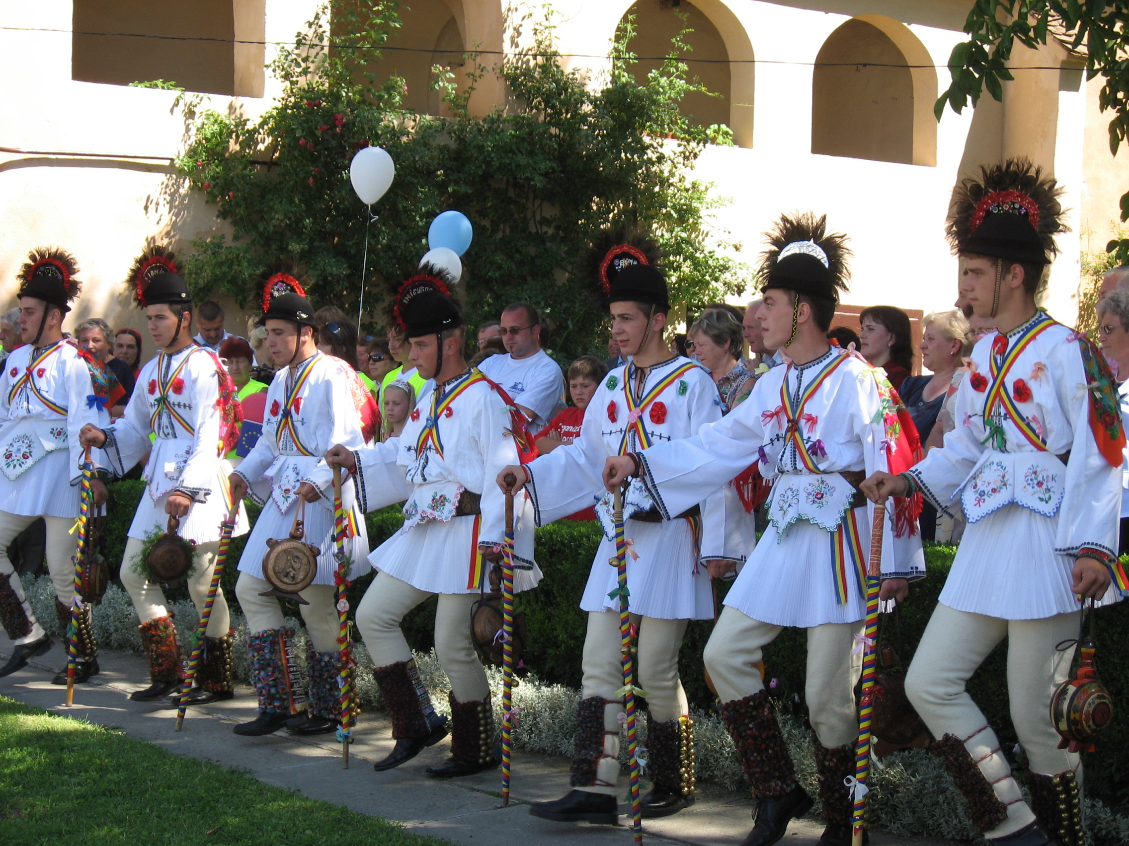 Festivalului Internațional de Folclor Călușul Românesc, la Caracal