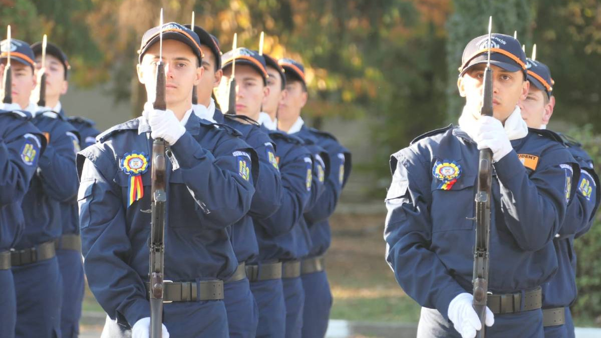 MAI anunță că încep înscrierile la Academia de Poliţie