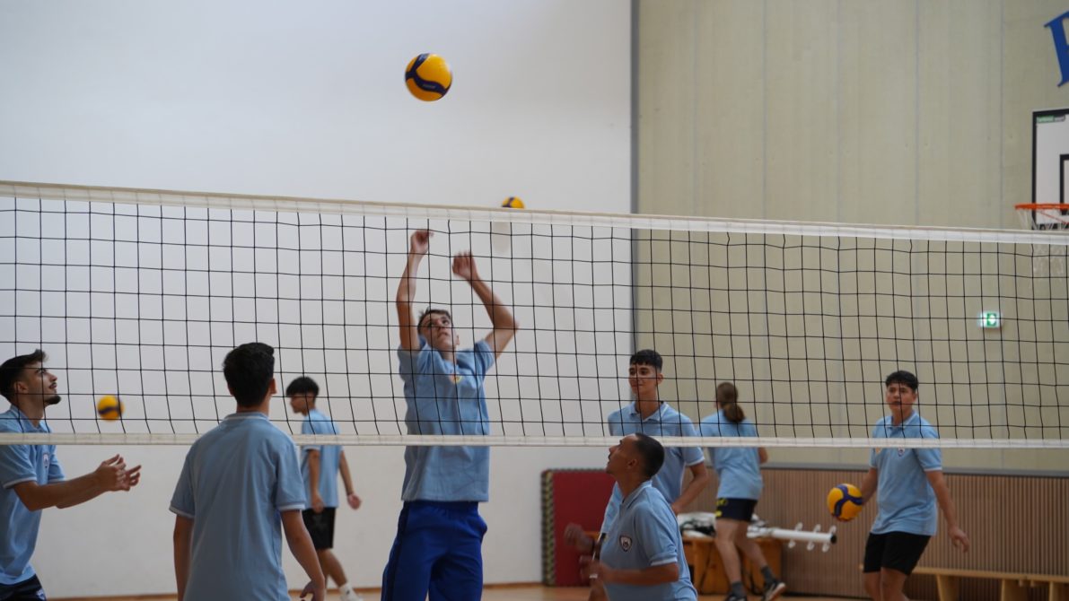 Centru olimpic de volei masculin, la Râmnicu Vâlcea