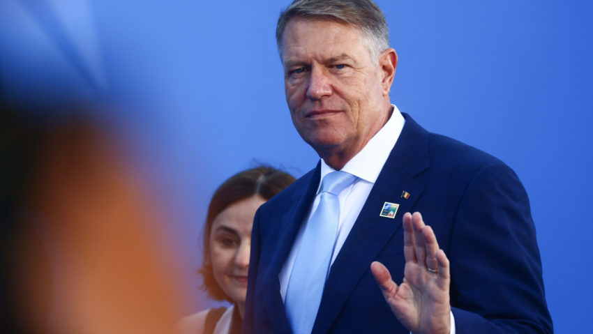 Președinția, obligată să publice cheltuielile lui Klaus Iohannis cu deplasările