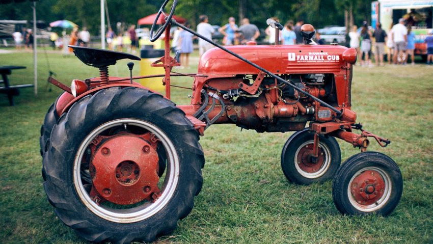 Start pentru înscrierea dealerilor în Programul de stimulare a înnoirii Parcului Național de Tractoare și Mașini Agricole