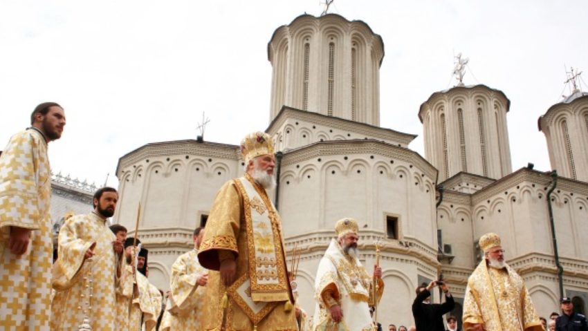 BOR anunță că se pregătesc proteste/ Biserica promovează pacea şi unitatea, nu protestele şi dezbinarea